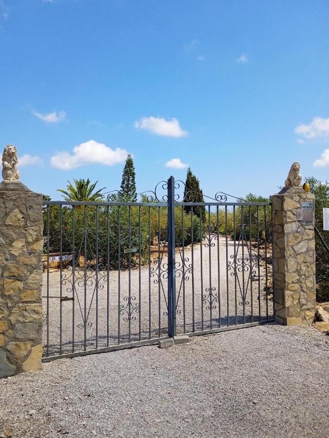 Finca El Gaudi, Casita Catharina L'Ampolla Kültér fotó